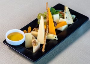Read more about the article Горгонзола: История, Производство и Кулинарное Применение