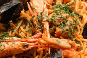 Read more about the article Итальянская паста с морепродуктами: рецепты и советы