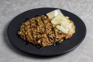 Read more about the article Зимние блюда Италии: ризотто, полента, кассёла и риболлита